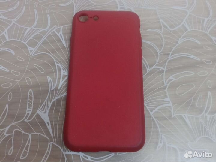 Чехол на iPhone 8