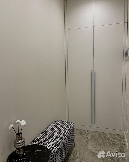 Шкаф распашной