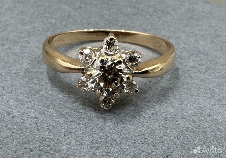 Золотое кольцо с бриллиантами 0,6 карат