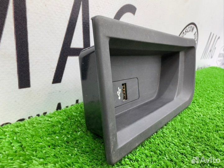 USB Bmw 3 F30 B48B20A 2018