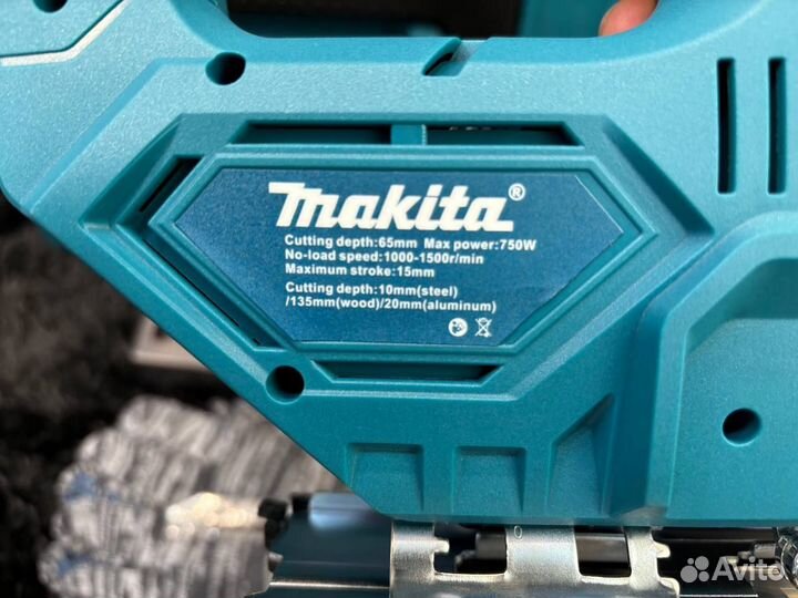 Лобзик аккумуляторный Makita 18V