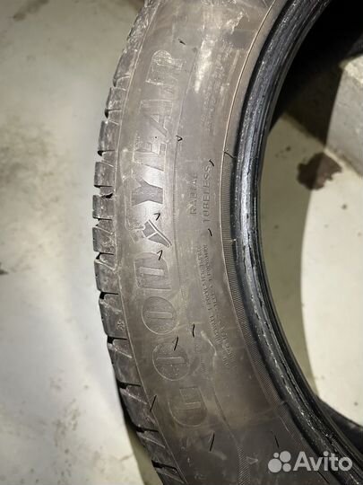 Goodyear Vector 4Seasons Gen-3 225/55 R18 102V