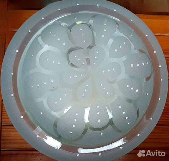 Светильник для ванной комнаты и туалета