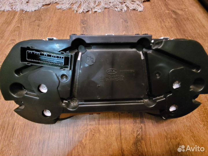 Щиток приборов Kia Sportage 4 2.0 G4NA оригинал