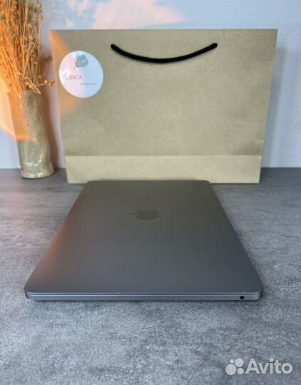 Macbook pro 13 m1 16gb 256gb