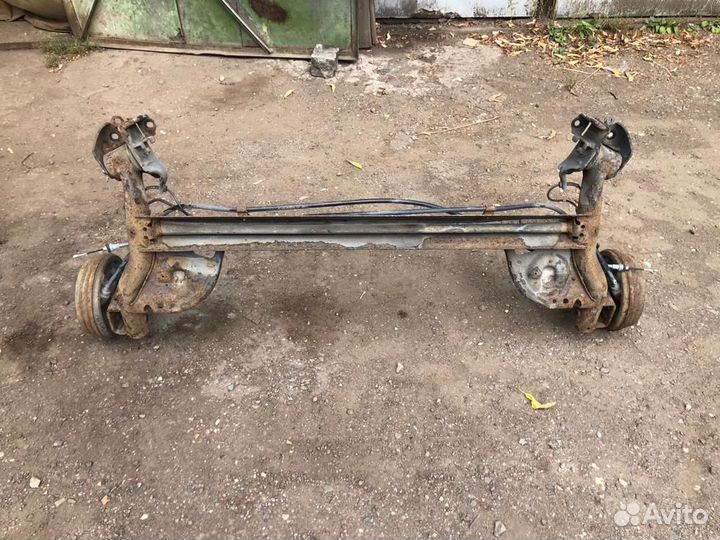 Балка задняя Ниссан Ноут E11 2006-2013