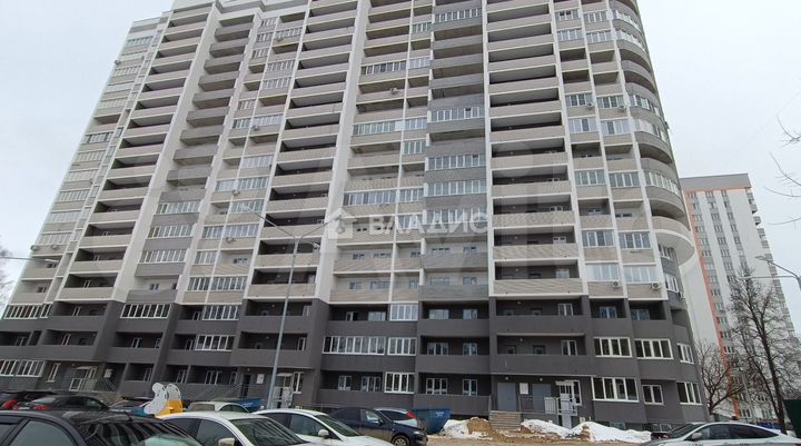 1-к. квартира, 42 м², 11/17 эт.