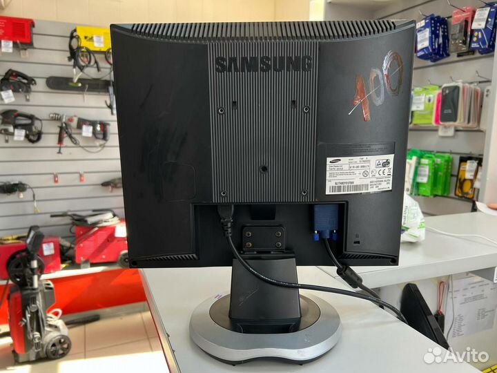 Монитор Samsung 720NW Black