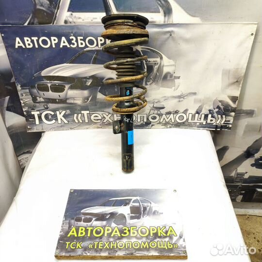 Передняя левая стойка Peugeot 406