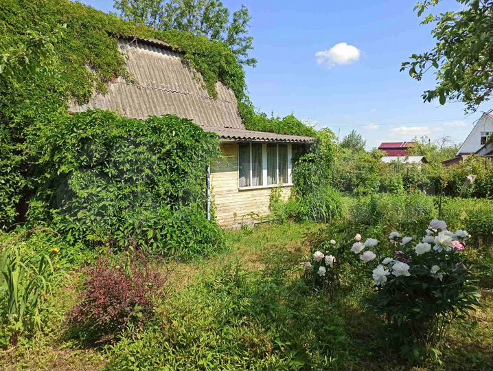 Дача 40 м² на участке 10 сот.