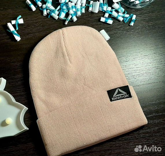 Мужские и женские шапки