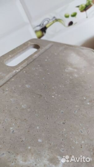 Доска разделочная с подставкой камень