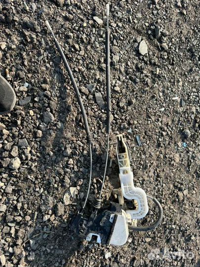 Замок двери задний правый Hyundai Santa Fe 3 DM