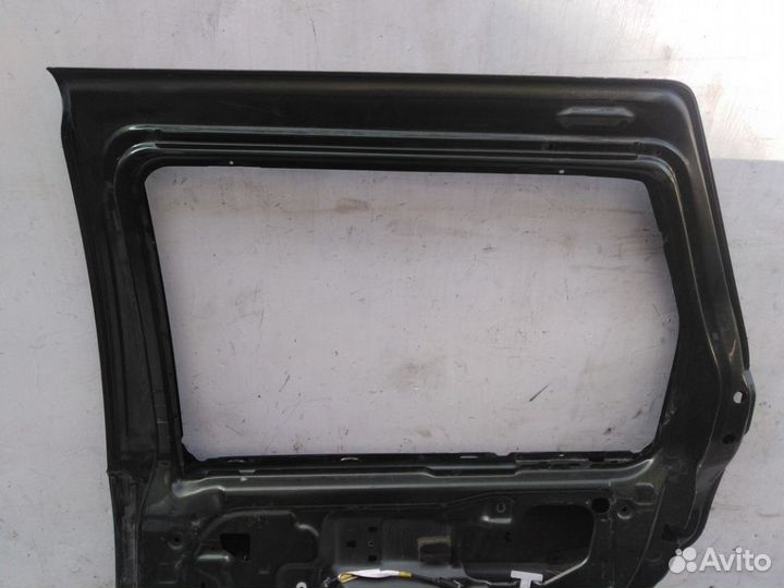 Дверь задняя правая Ниссан