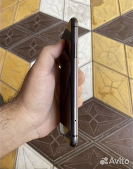iPhone 11, 256 ГБ