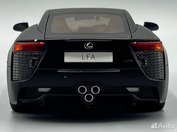 AutoArt Lexus LFA 2010 (78832) 1:18 металл