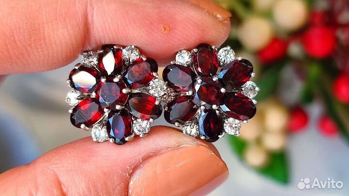 Серьги с пиропами 7,8ct, 16*16 мм, 7,68 гр, 925
