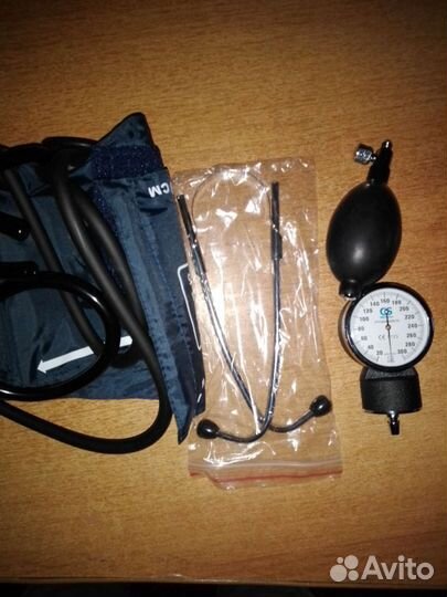 Тонометр механический новый