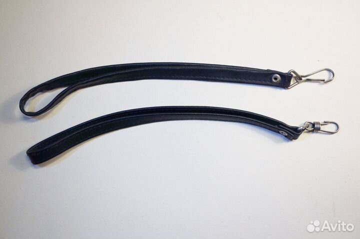Ремешок с карабином на руку