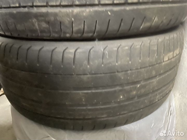 Pirelli Powergy 275/40 R22 30L