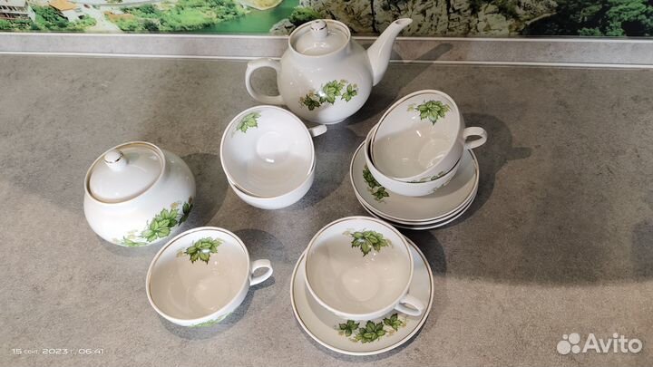 Чайные пары, сахарница, заварной чайник