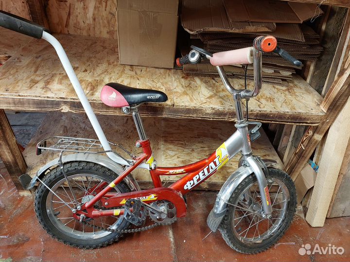 Велосипед с ручкой