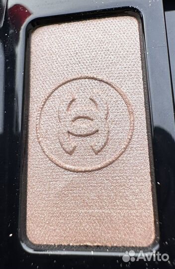 Chanel тени для век 76 liberty