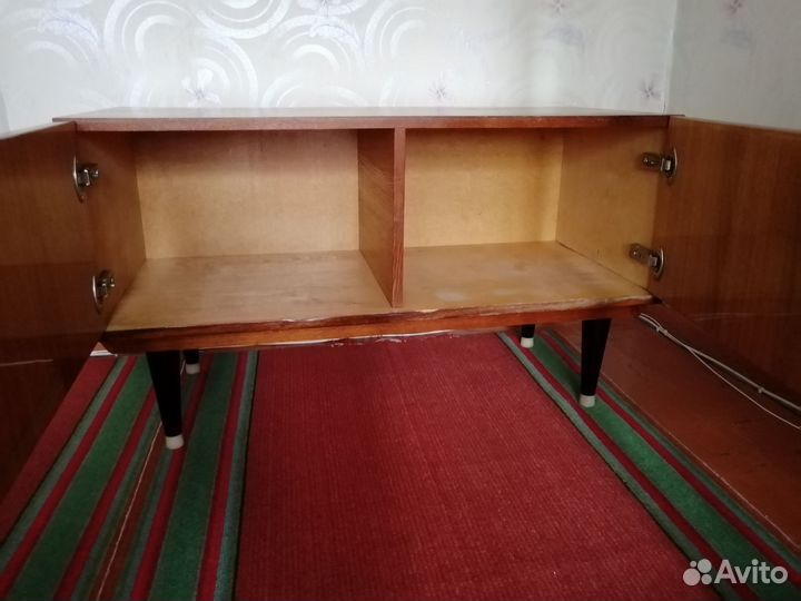 Тумбочка под телевизор СССР