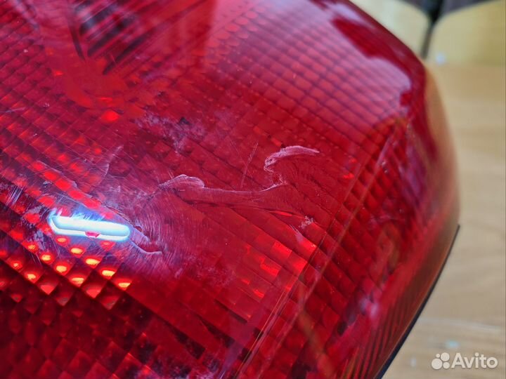 Фонарь задний правый Skoda Fabia 2 (2007-2015)