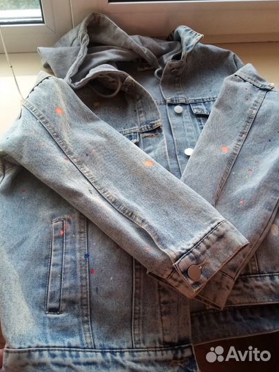 Джинсовая куртка