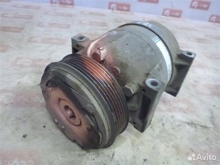 Компрессор кондиционера Renault Laguna X74 F4P774