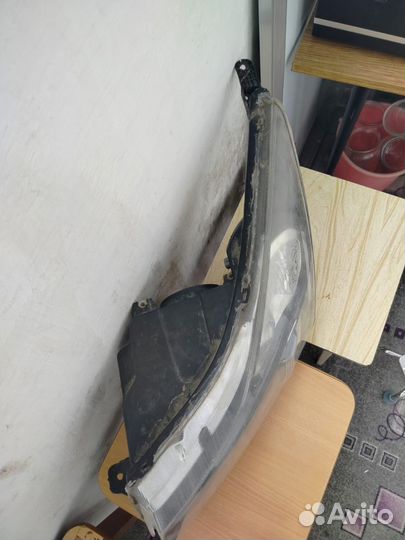 Левая фара chevrolet cruze