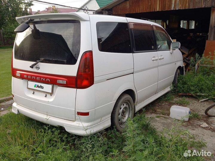 Nissan Serena 2.0 CVT, 1999, битый, 260 000 км