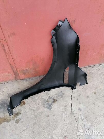 Крыло переднее правое kia rio 3