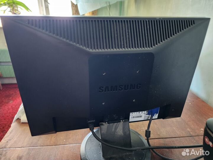 Монитор Samsung + клавиатура + мышка
