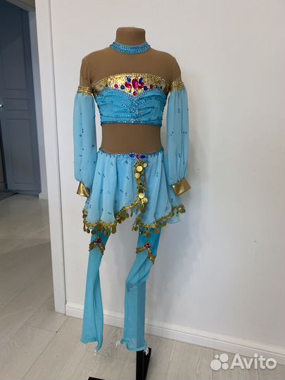 Костюм для выступлений для фигурного катания 122