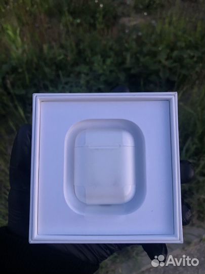 Продают кейс от Airpods 2 (без бз)