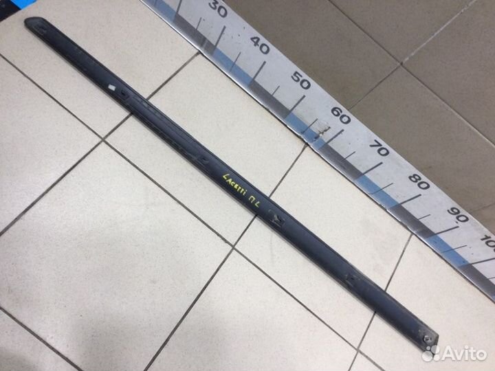 Молдинг двери передней левой Chevrolet Lacetti