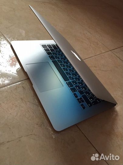 Apple Macbook Air 13 2014 Core i5 4Gb 256 SSD