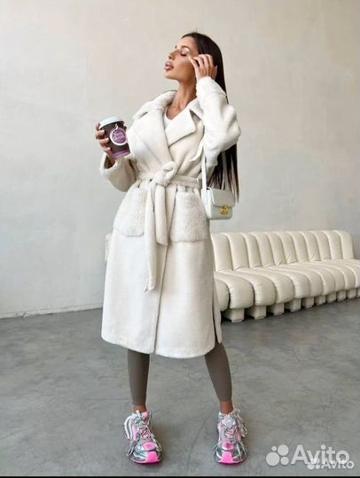 Пальто женское, р. 42/44