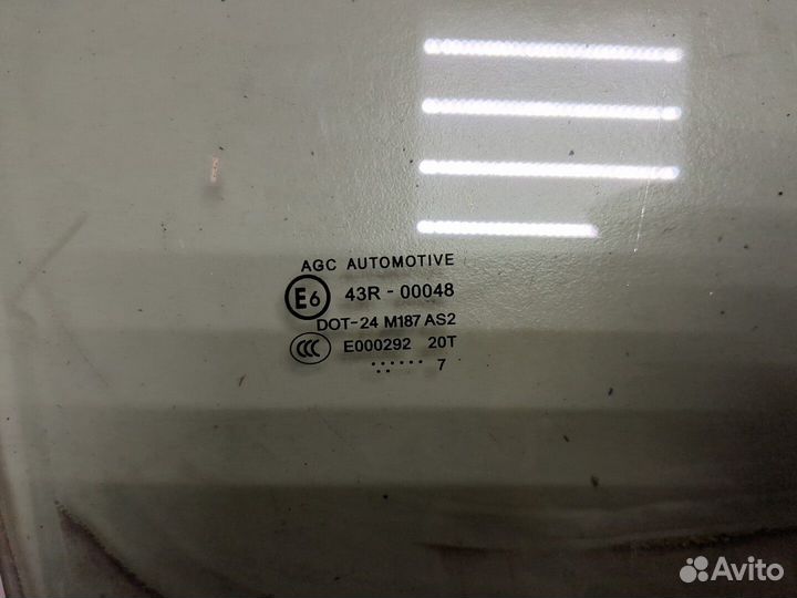 Стекло боковой двери Citroen Jumpy (Dispatch), 200