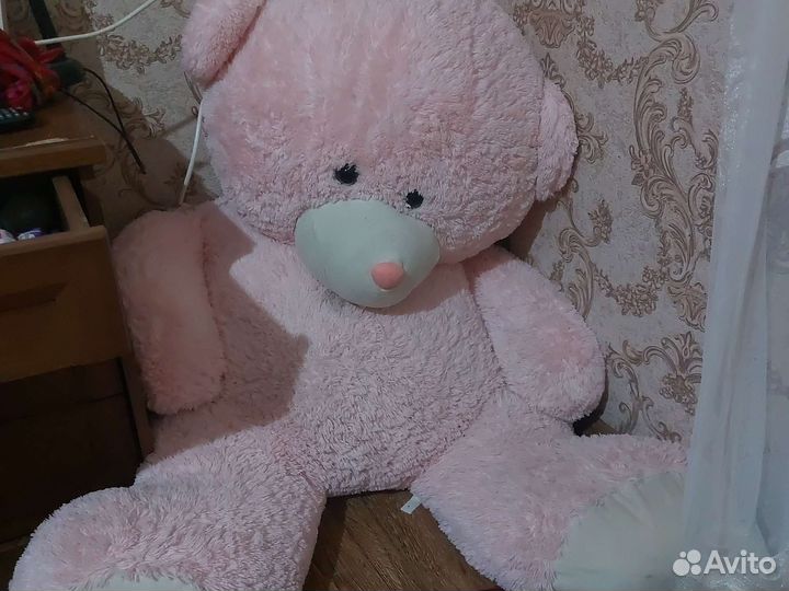 Плюшевый медведь розовый