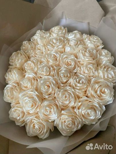 Букет из атласных лент