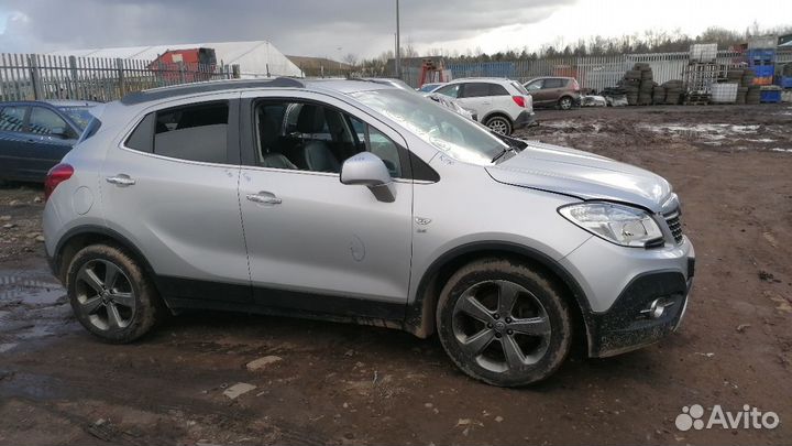 В разборе Opel Mokka