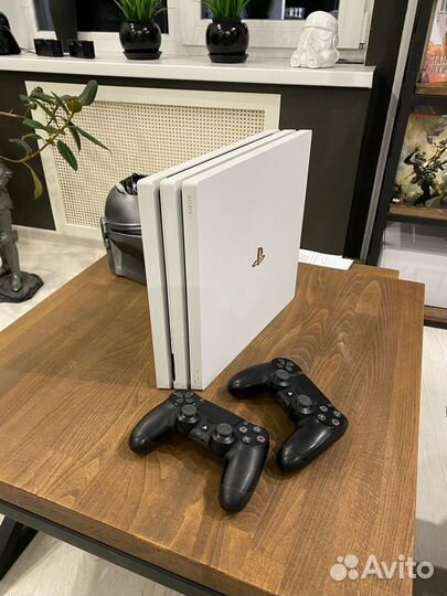 Ps4 pro белая - идеальное состояние