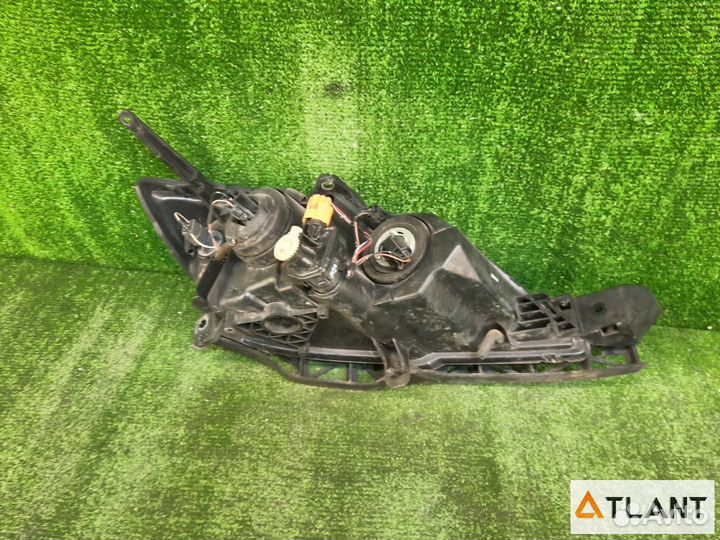 Фара передняя левая mazda axela