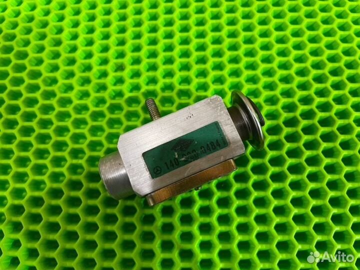 Клапан кондиционера Mercedes-Benz S320 W140