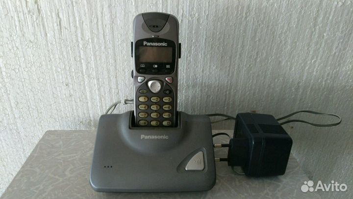 Продаю 2 стационарных телефона