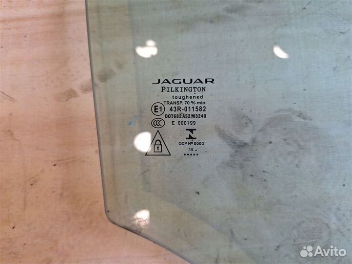 Стекло заднее правое Jaguar F-Pace X761 2018