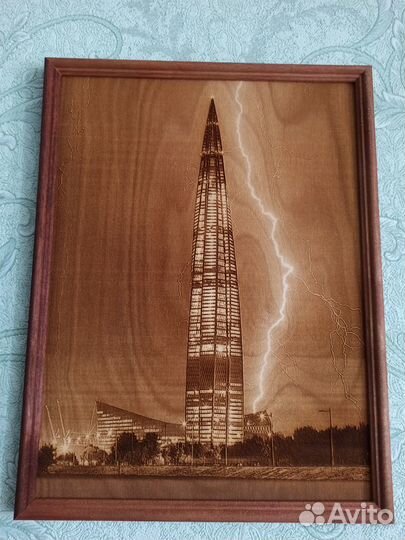 Картина интерьерная на дереве 